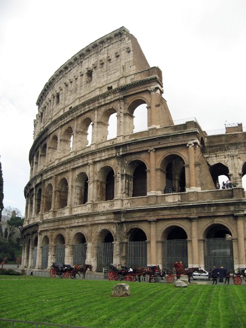 Colosseum-03.JPG