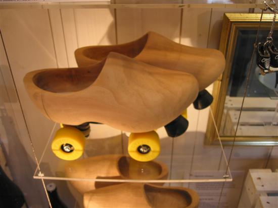 clogmaker14.jpg