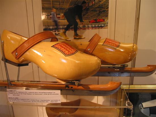 clogmaker15.jpg