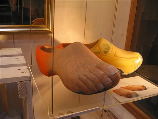 clogmaker17.jpg