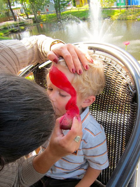IMG_5031.jpg - I see a little pirate in the making for Nathan.